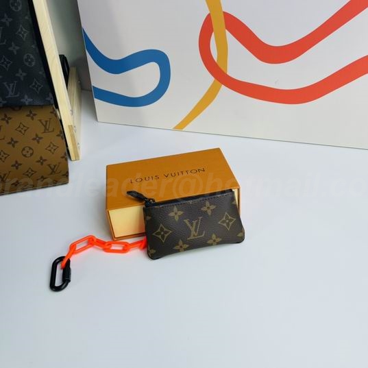 LV Wallets 4